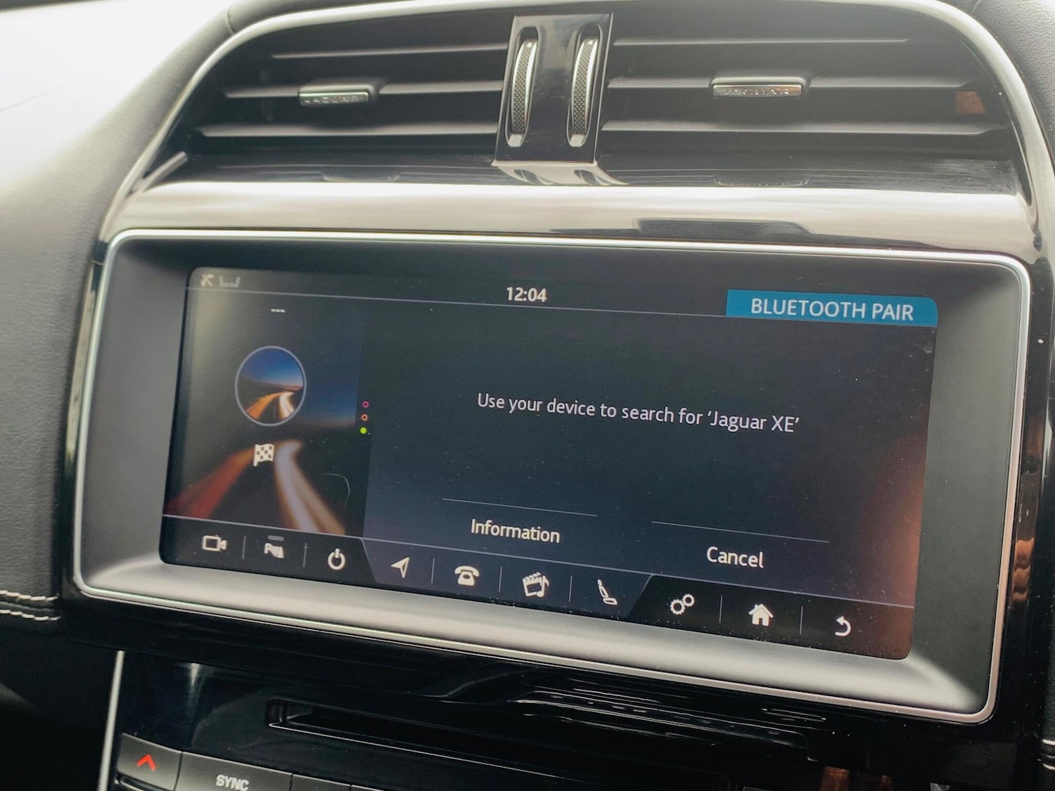 Used Jaguar XE 2018 for sale - 77386470: Photo 33