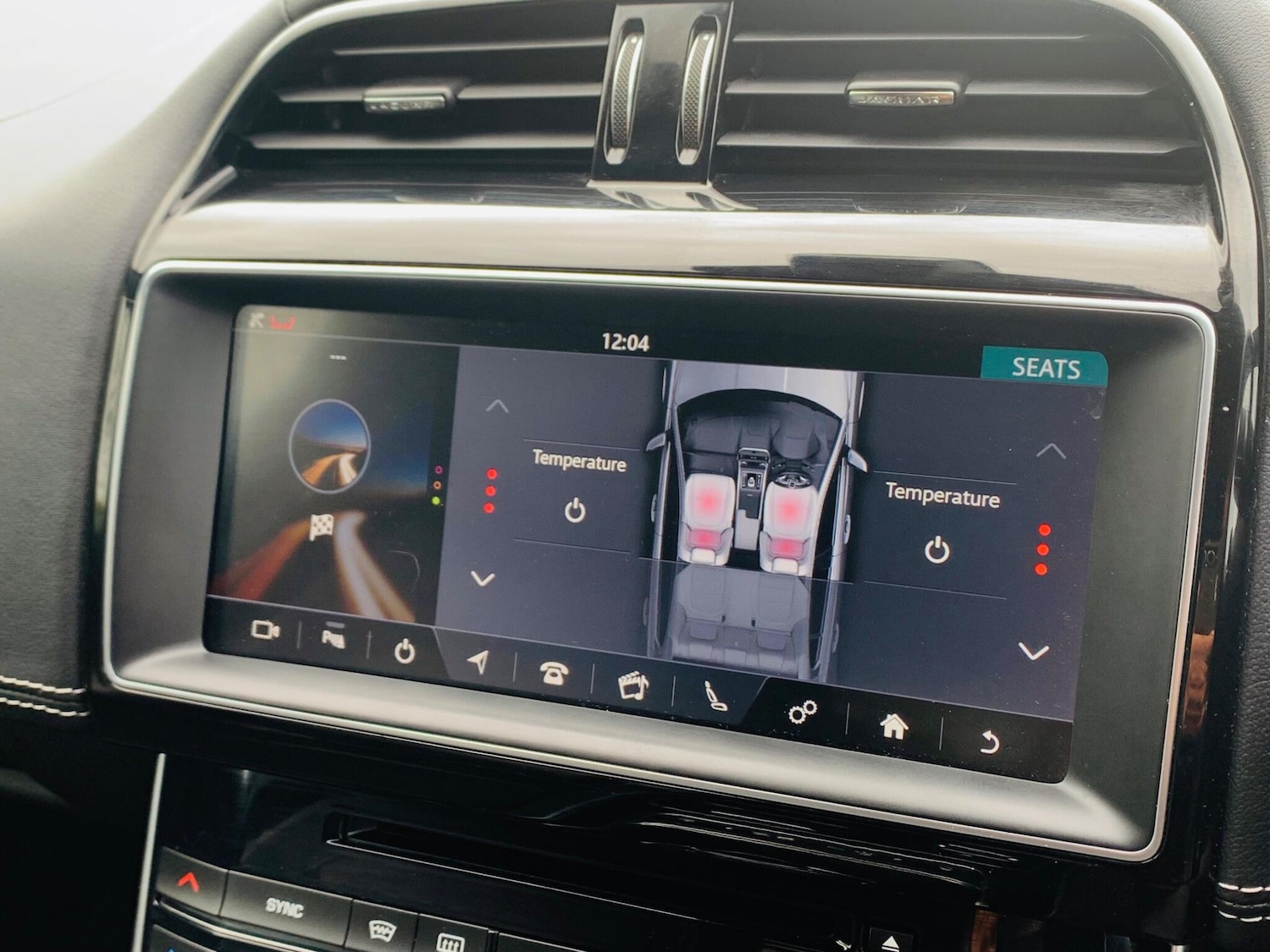 Used Jaguar XE 2018 for sale - 77386470: Photo 37