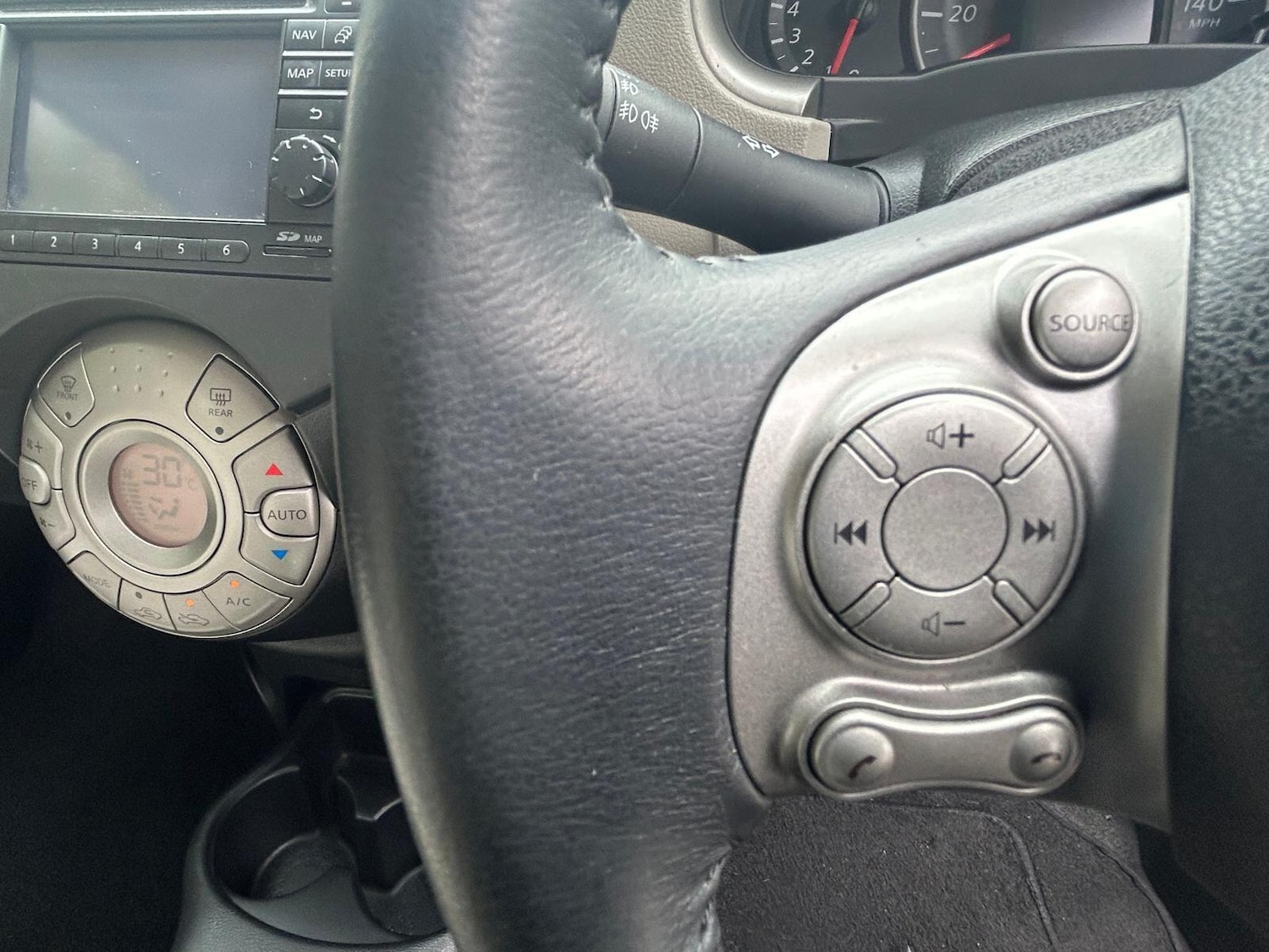 Used Nissan Micra 2012 for sale - 76996927: Photo 28