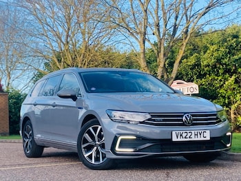 Used Volkswagen Passat 2022 for sale - 77925894: Photo