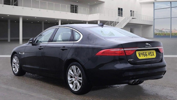 Used Jaguar XF 2017 for sale - 76239694: Photo 3