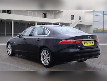 Used Jaguar XF 2017 for sale - 76239694: Photo 3