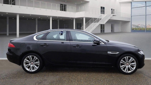 Used Jaguar XF 2017 for sale - 76239694: Photo 5