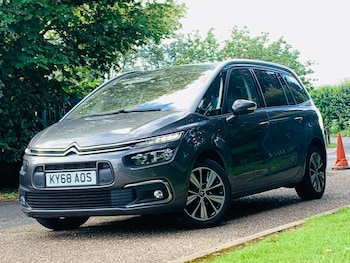 Used Citroen Grand C4 Picasso 2019 for sale - 79426105: Photo