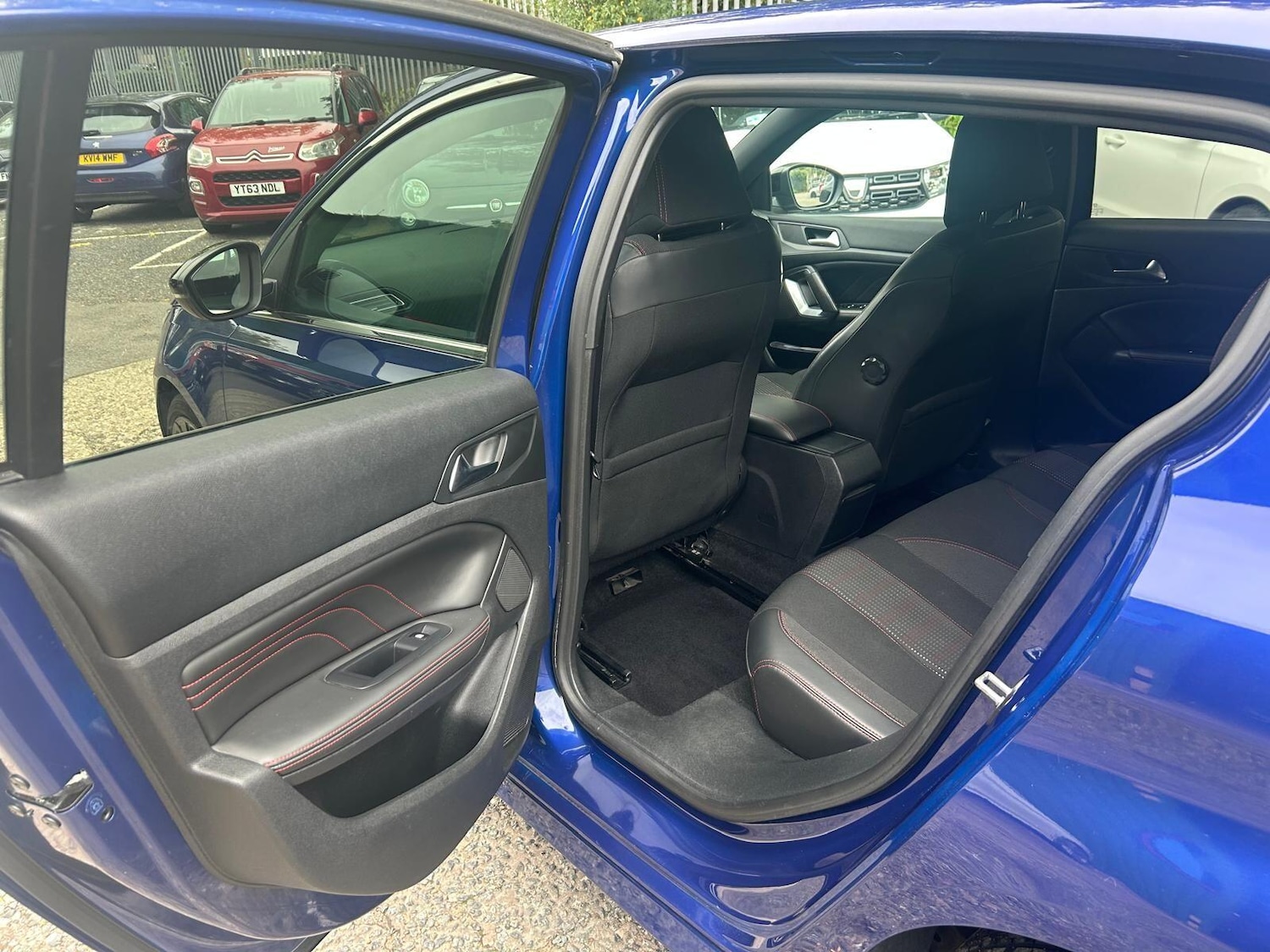 Used Peugeot 308 2016 for sale - 76994153: Photo 13