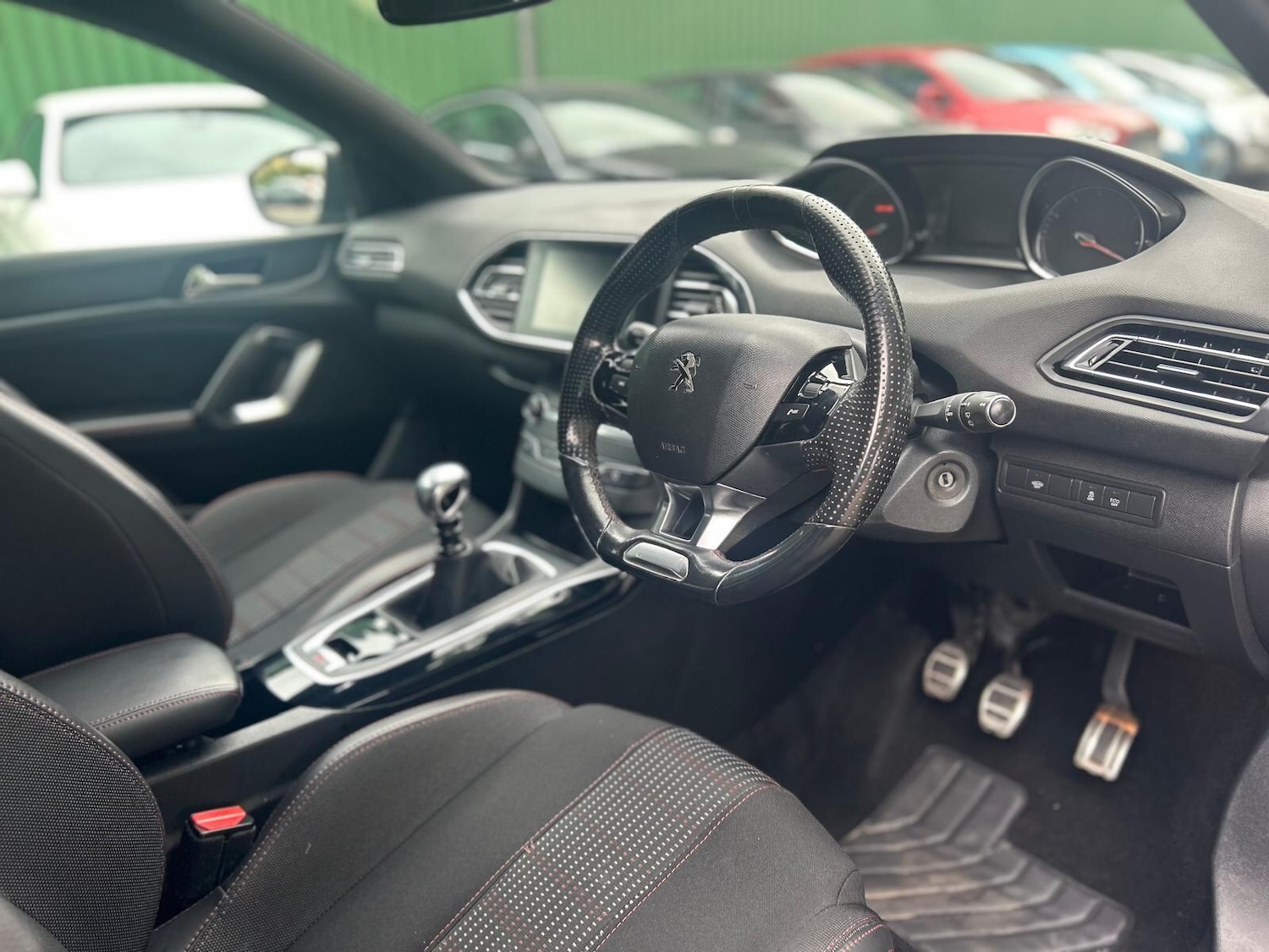 Used Peugeot 308 2016 for sale - 76994153: Photo 19