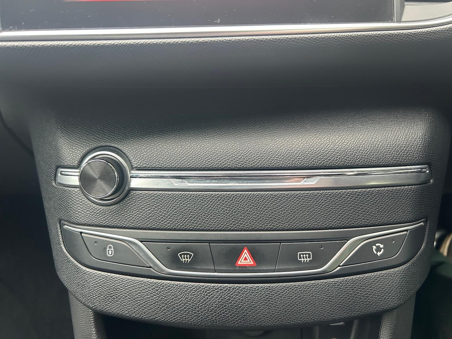 Used Peugeot 308 2016 for sale - 76994153: Photo 36