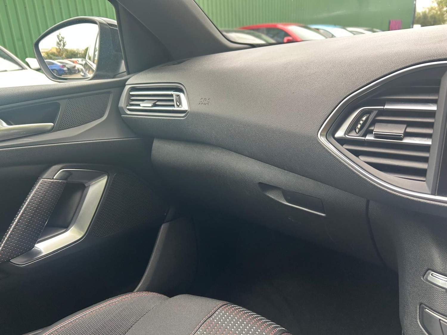 Used Peugeot 308 2016 for sale - 76994153: Photo 37