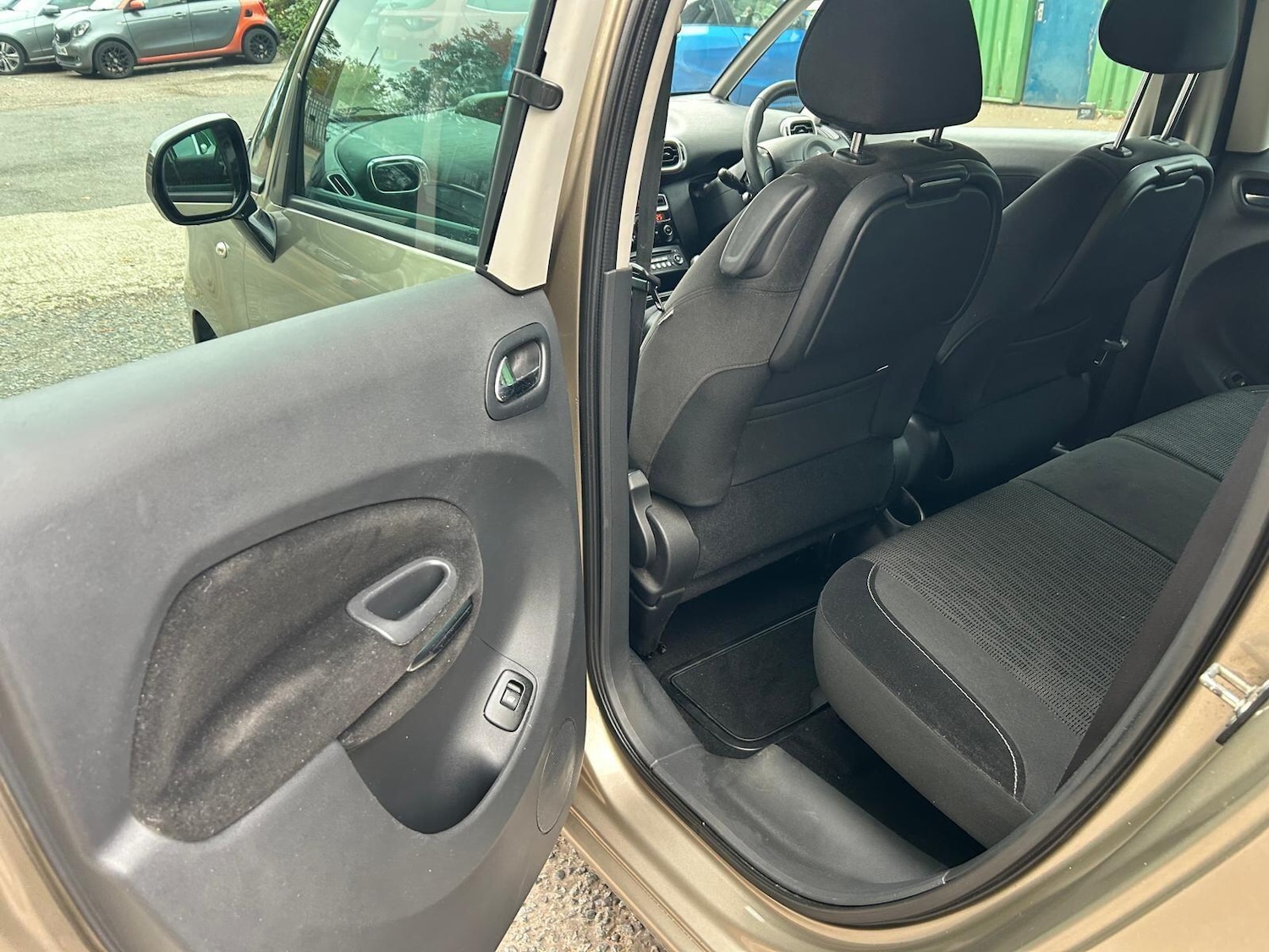 Used Citroen C3 Picasso 2012 for sale - 76994794: Photo 13