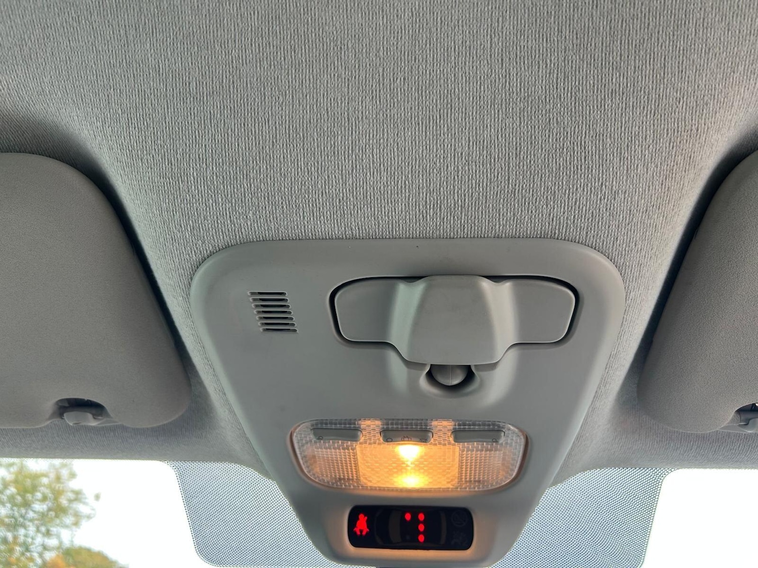 Used Citroen C3 Picasso 2012 for sale - 76994794: Photo 24