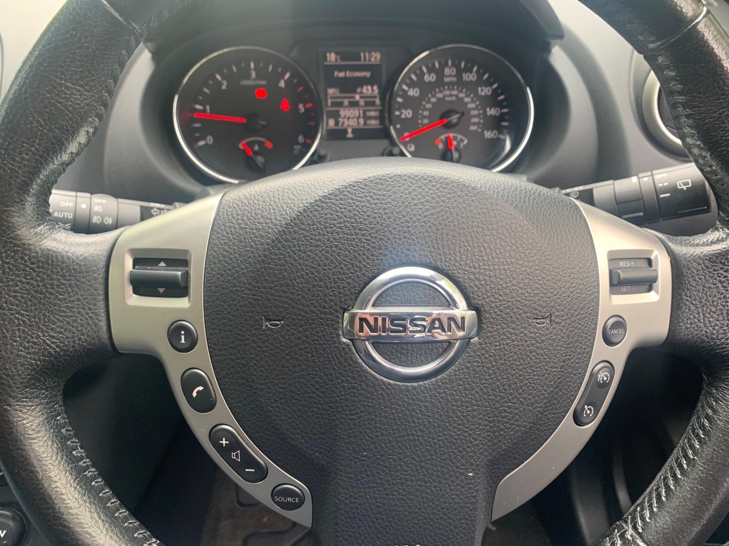 Used Nissan Qashqai 2012 for sale - 77163051: Photo 16