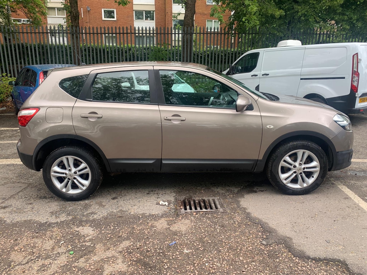 Used Nissan Qashqai 2012 for sale - 77163051: Photo 2