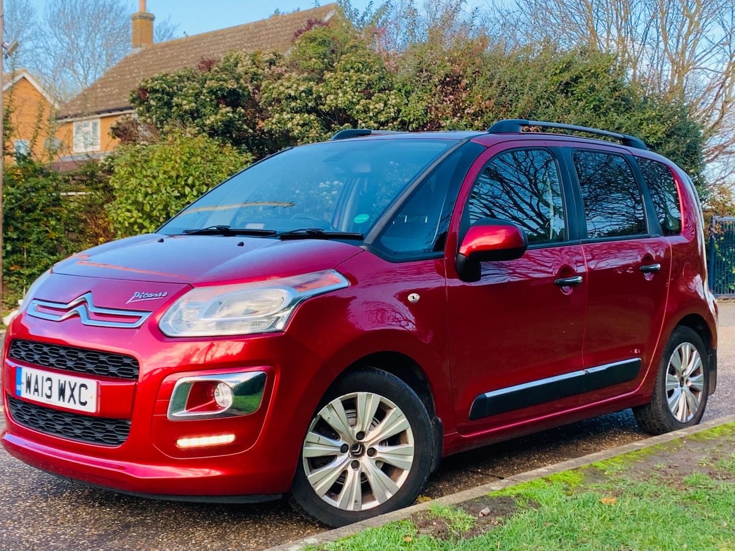 Used Citroen C3 Picasso 2013 for sale - 76850301: Photo 19