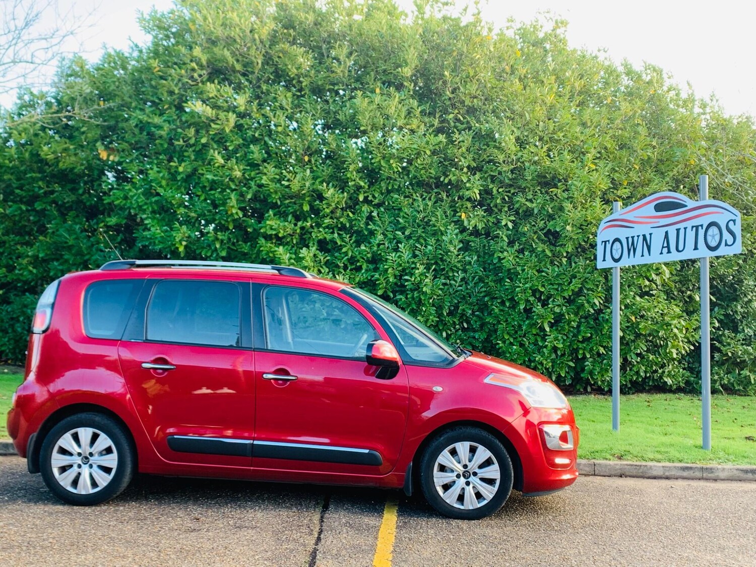 Used Citroen C3 Picasso 2013 for sale - 76850301: Photo 7