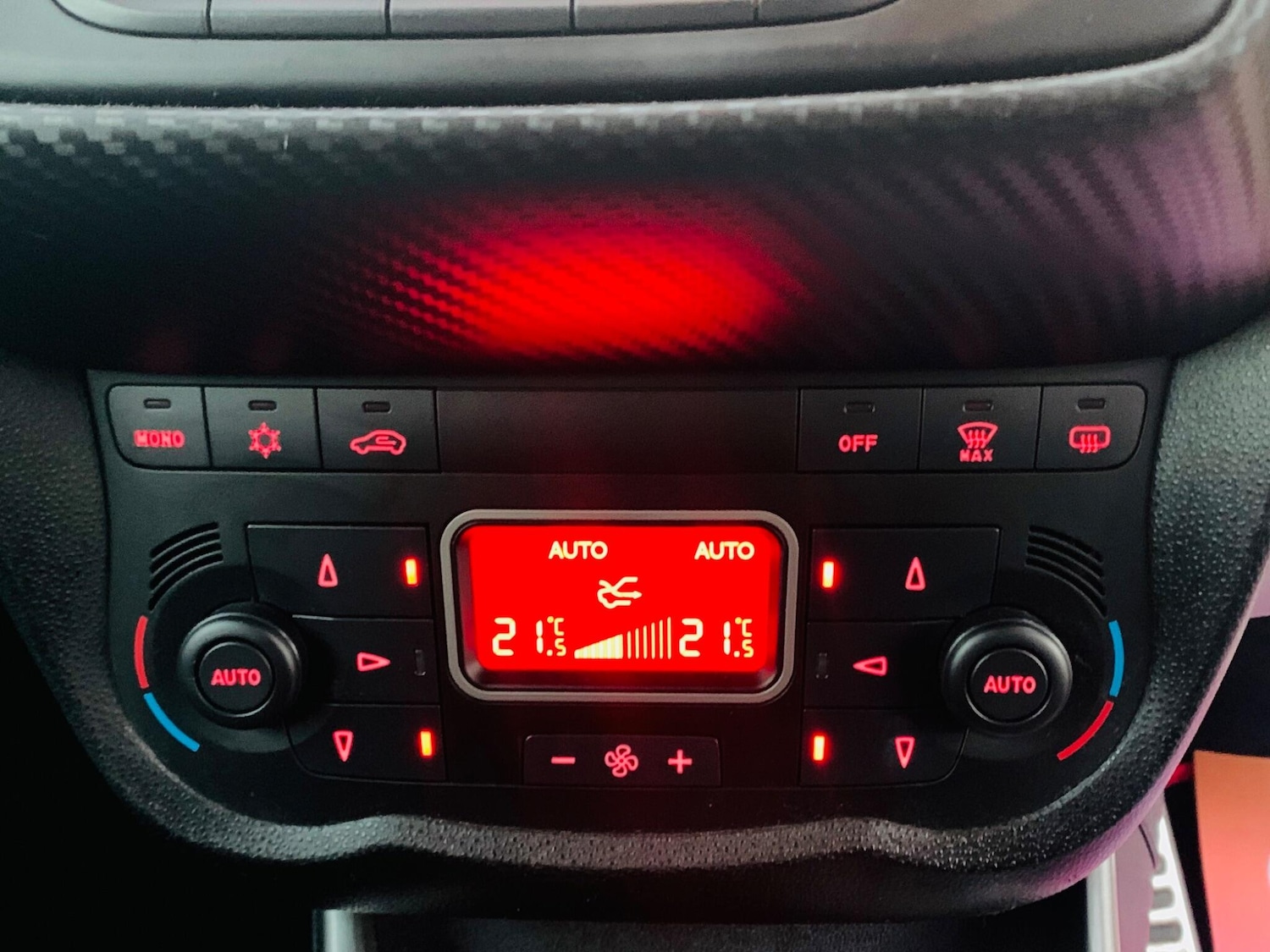 Used Alfa Romeo MiTo 2016 for sale - 76935785: Photo 28