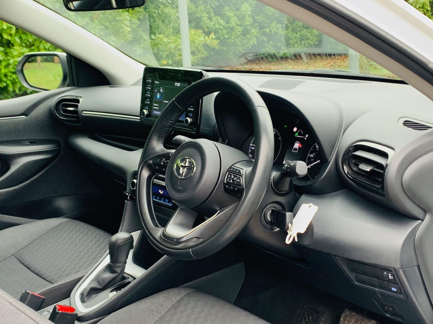 Used Toyota Yaris 2021 for sale - 77598750: Photo 13