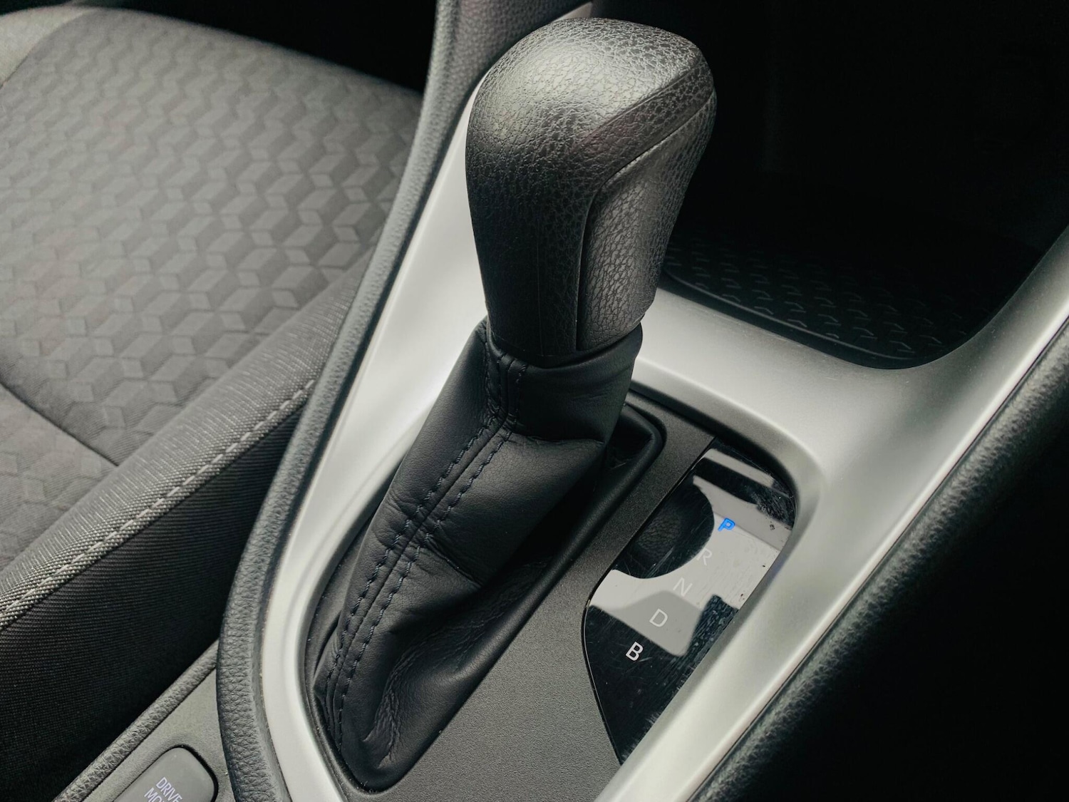 Used Toyota Yaris 2021 for sale - 77598750: Photo 14