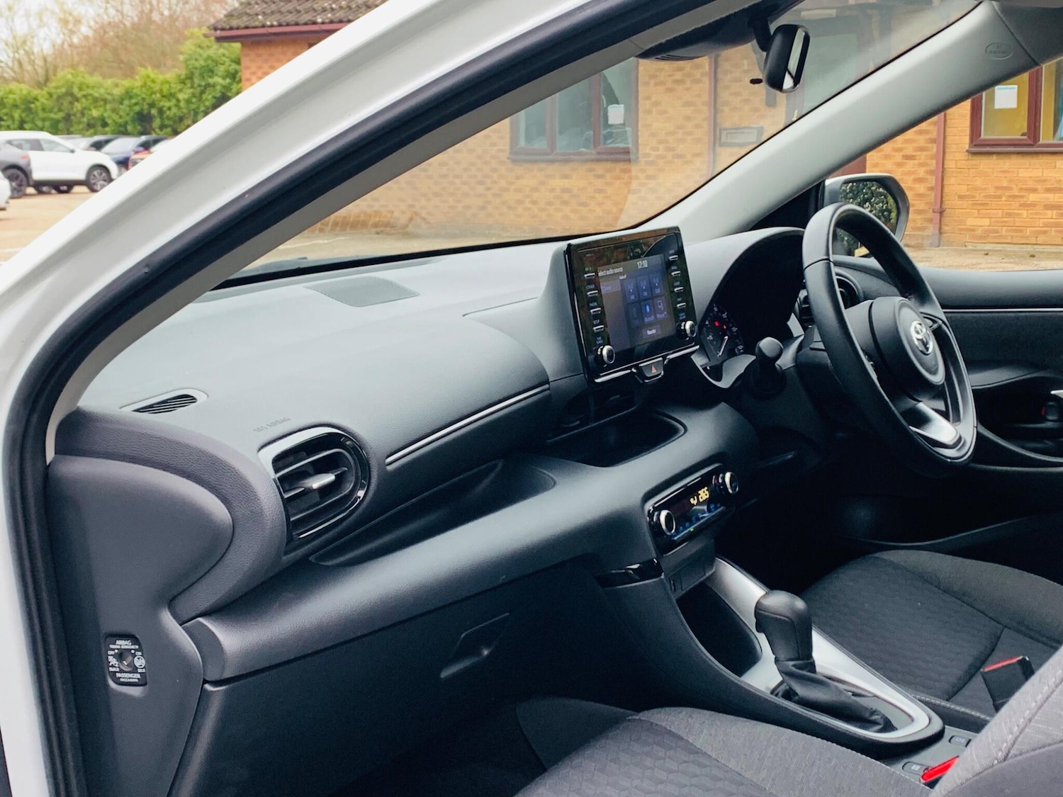 Used Toyota Yaris 2021 for sale - 77598750: Photo 16