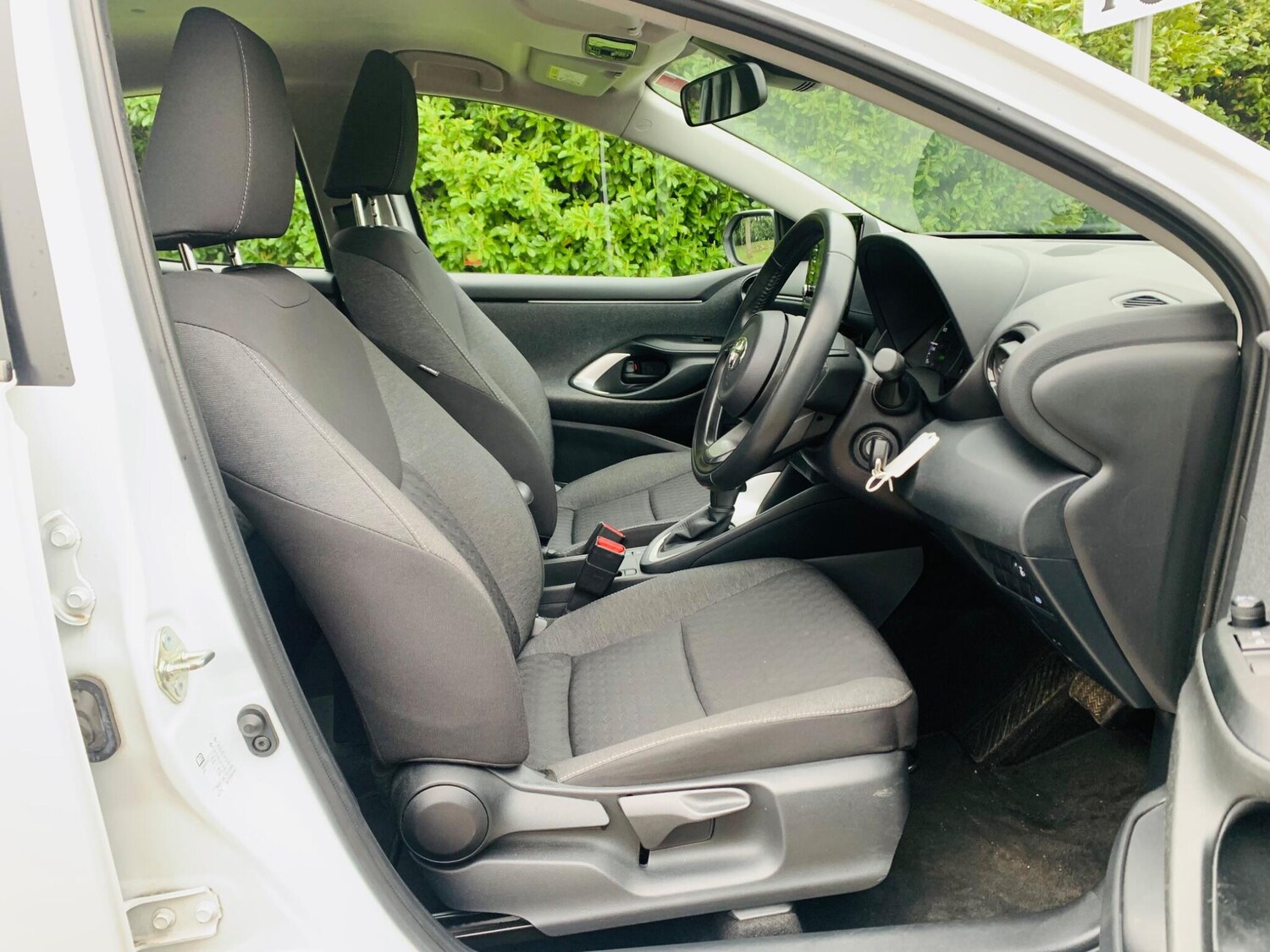 Used Toyota Yaris 2021 for sale - 77598750: Photo 17