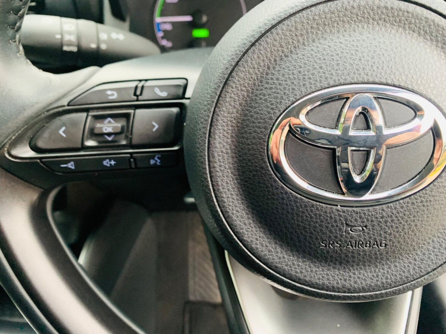 Used Toyota Yaris 2021 for sale - 77598750: Photo 40
