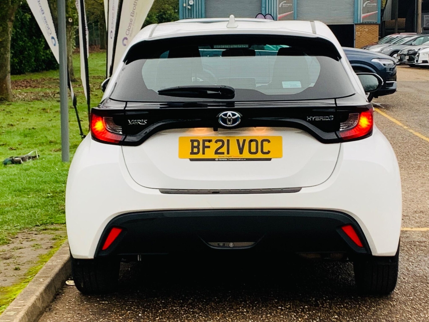 Used Toyota Yaris 2021 for sale - 77598750: Photo 9