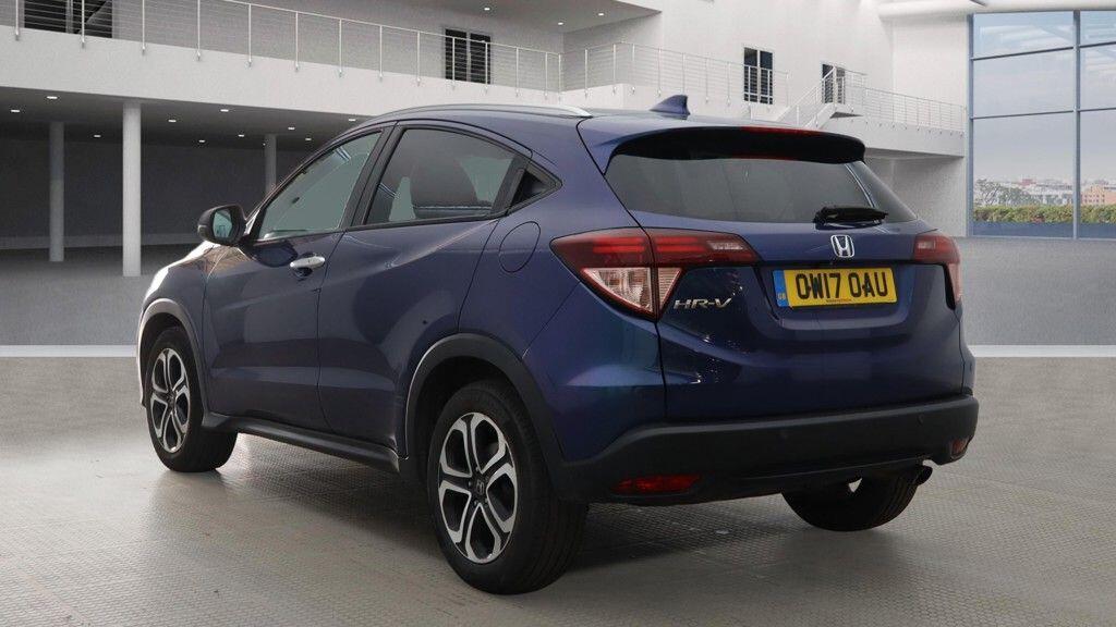 Used Honda HR-V 2017 for sale - 78100782: Photo 2