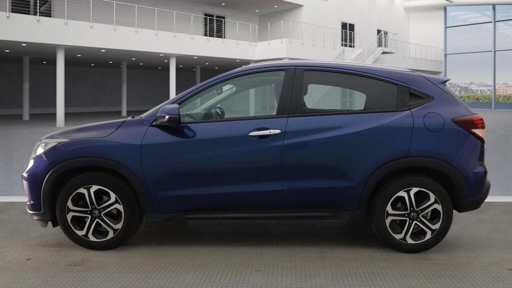 Used Honda HR-V 2017 for sale - 78100782: Photo 3