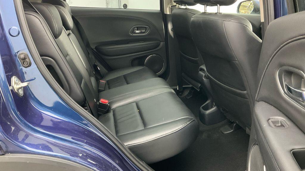 Used Honda HR-V 2017 for sale - 78100782: Photo 6