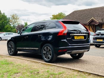Used Volvo XC60 2017 for sale - 79848423: Photo