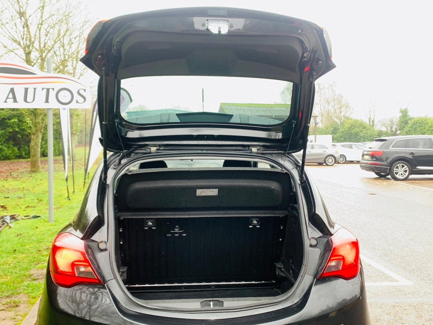 Used Vauxhall Corsa 2015 for sale - 77306331: Photo 24