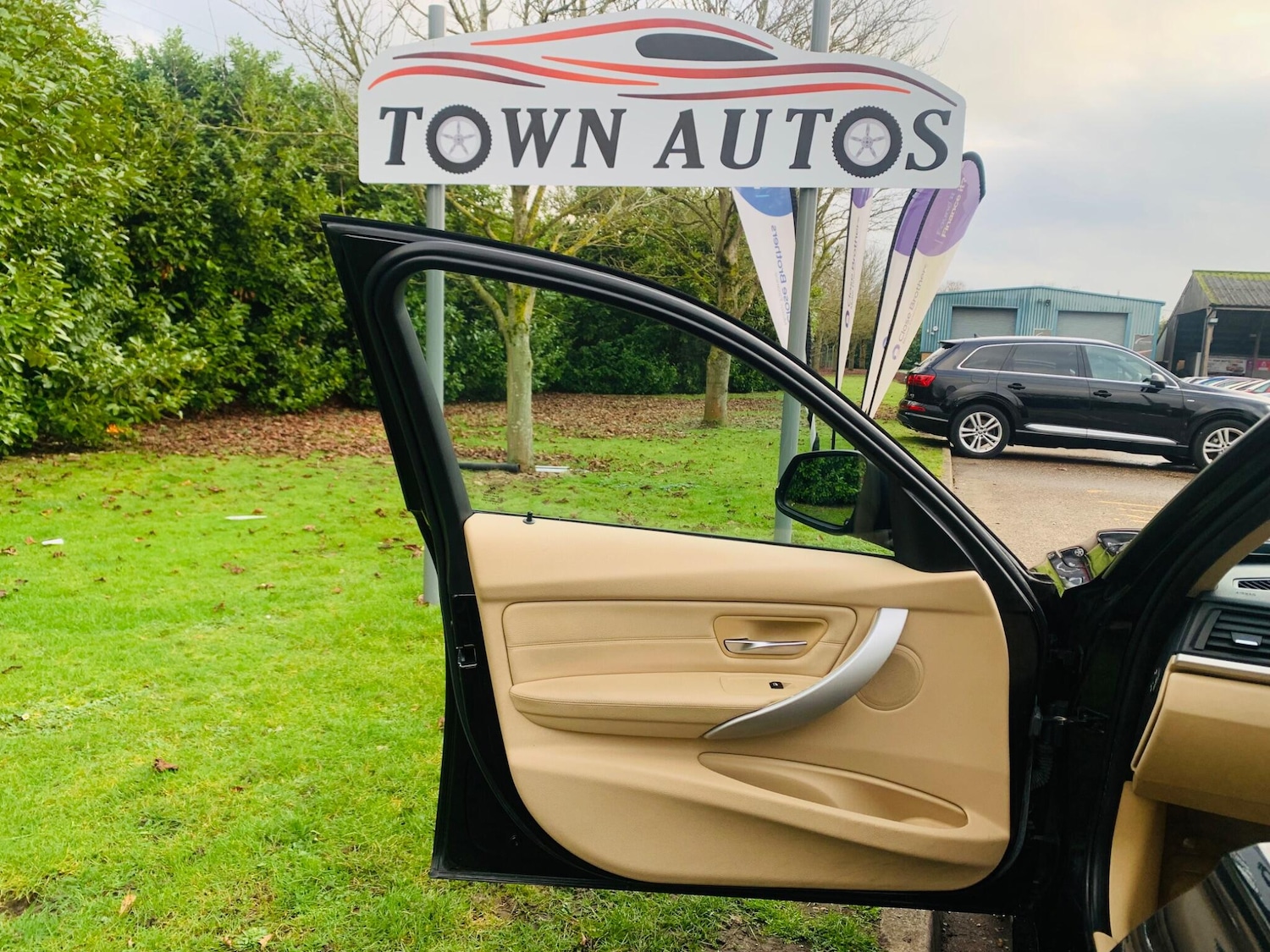 Used BMW 3 Series 2013 for sale - 77523649: Photo 32