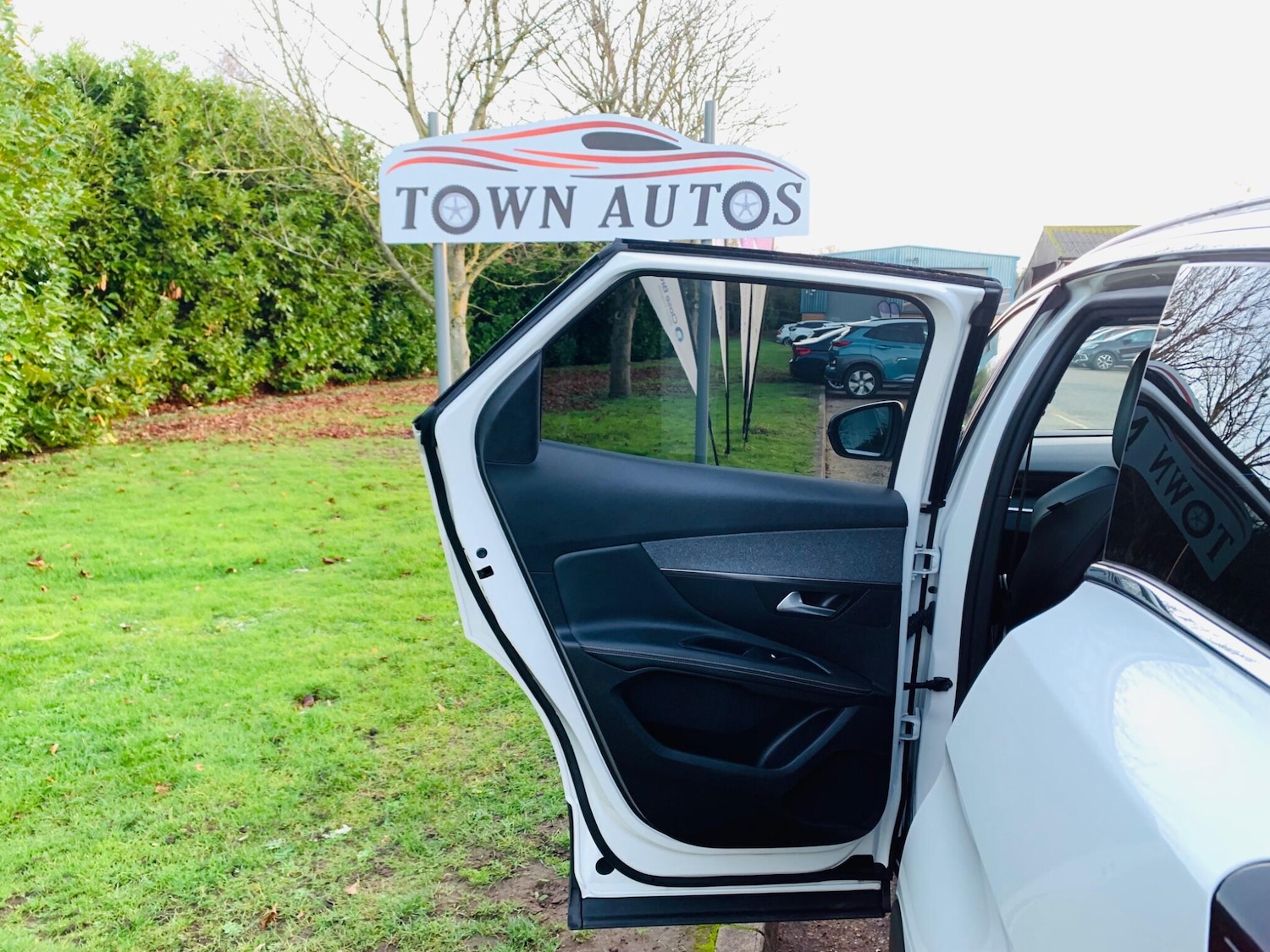 Used Peugeot 3008 2020 for sale - 76952967: Photo 24