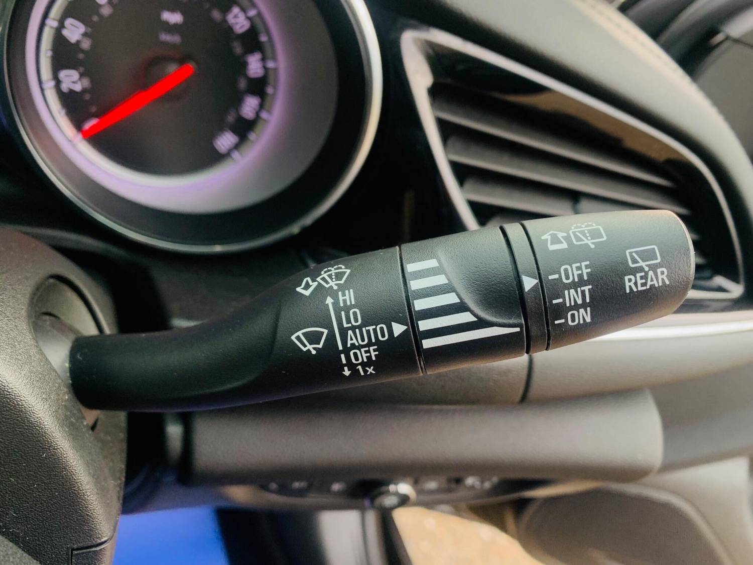 Used Vauxhall Insignia 2018 for sale - 77427578: Photo 21