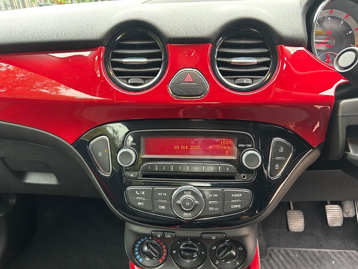 Used Vauxhall ADAM 2014 for sale - 76990770: Photo 19