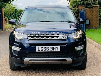 Used Land Rover Discovery Sport 2016 for sale - 79510387: Photo