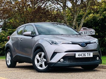 Used Toyota C-HR 2017 for sale - 78363990: Photo