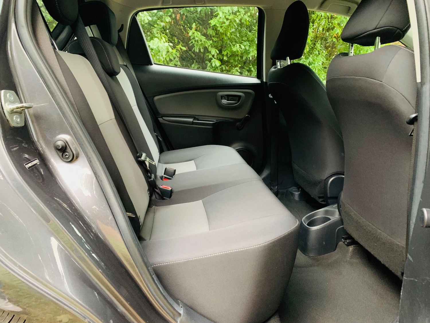 Used Toyota Yaris 2017 for sale - 76988141: Photo 26