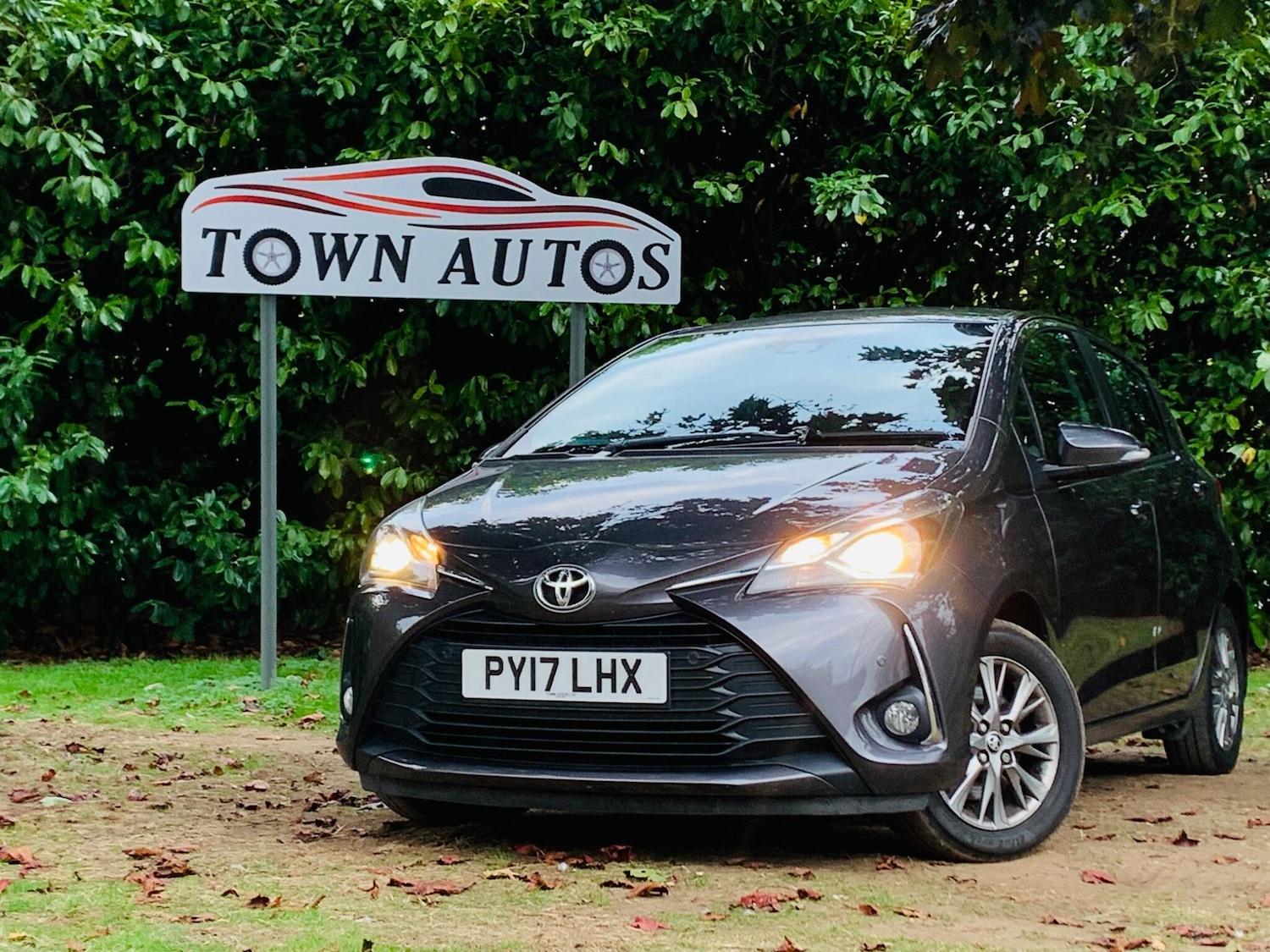 Used Toyota Yaris 2017 for sale - 76988141: Photo 38