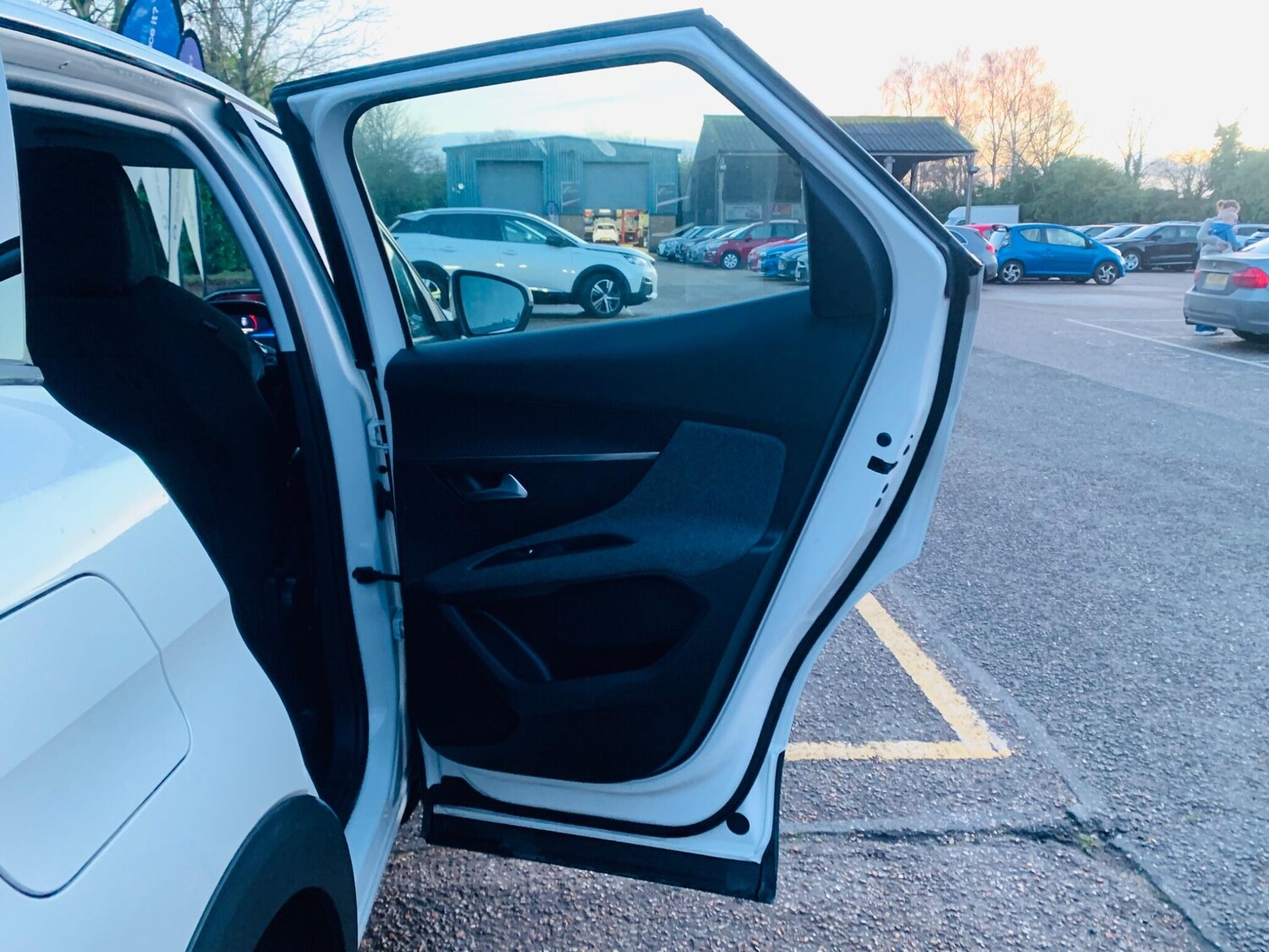 Used Peugeot 3008 2018 for sale - 77074886: Photo 21