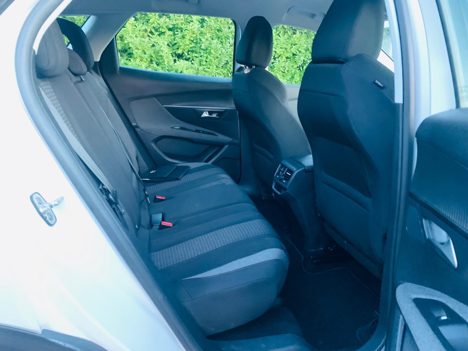 Used Peugeot 3008 2018 for sale - 77074886: Photo 22