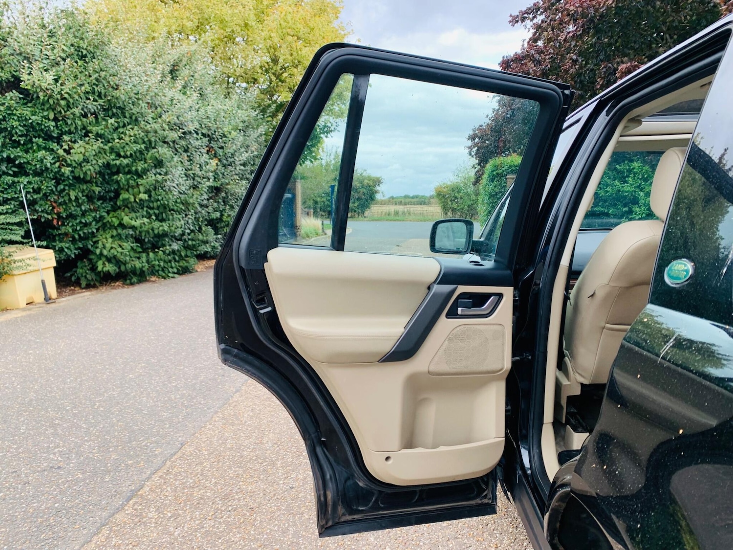 Vehicle 27