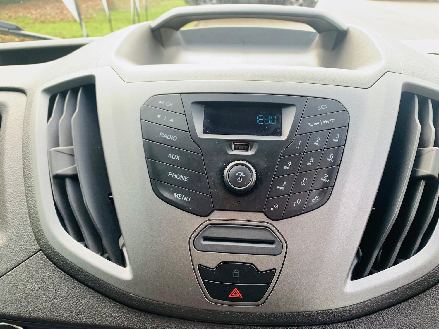 Used Ford Transit 2018 for sale - 77523698: Photo 11