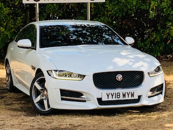 Used Jaguar XE 2018 for sale - 79848366: Photo