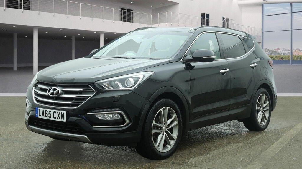 Used Hyundai Santa Fe 2016 for sale - 78019943: Photo 2
