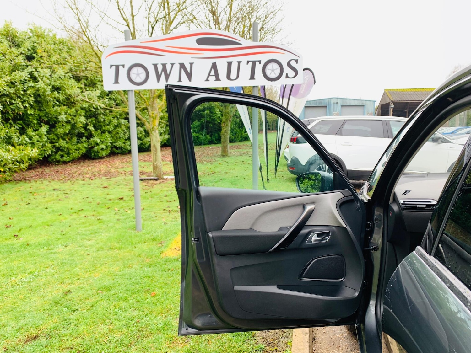 Used Citroen Grand C4 Picasso 2016 for sale - 77387059: Photo 40