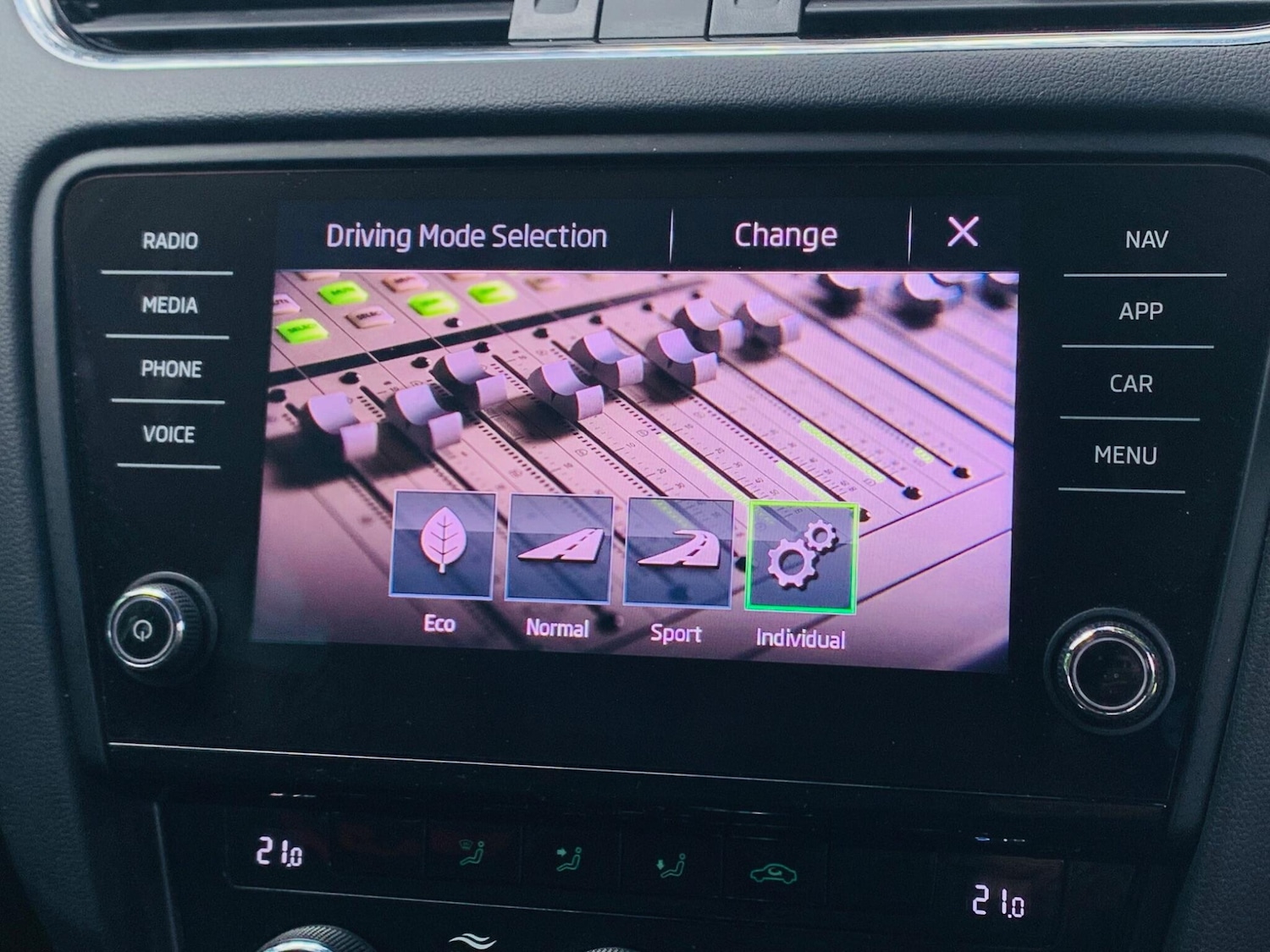 Used Skoda Octavia 2018 for sale - 75780898: Photo 39