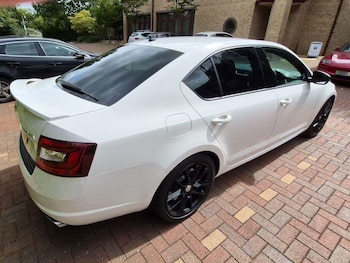 Used Skoda Octavia 2018 for sale - 75780898: Photo