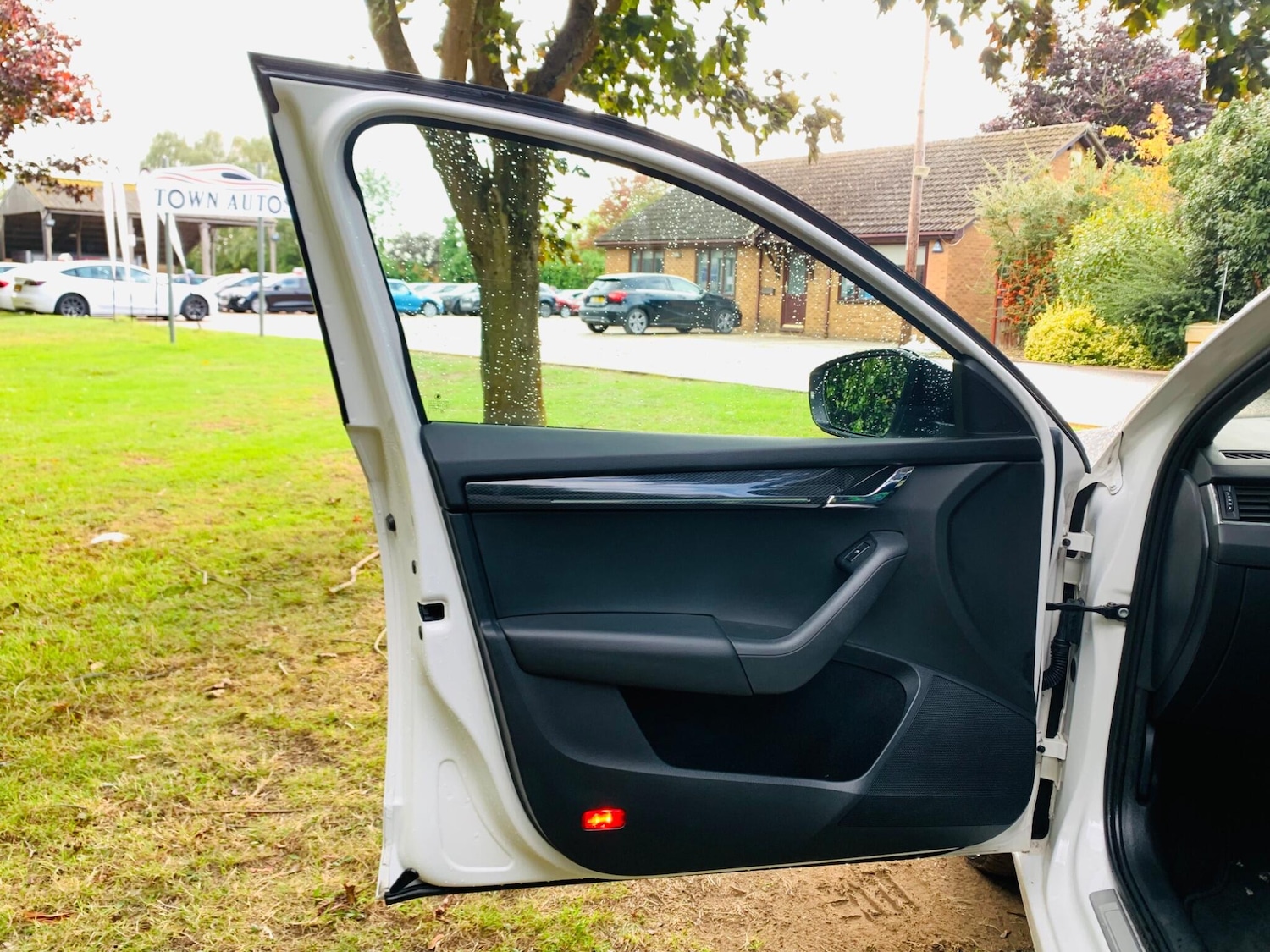 Used Skoda Octavia 2018 for sale - 75780898: Photo 54