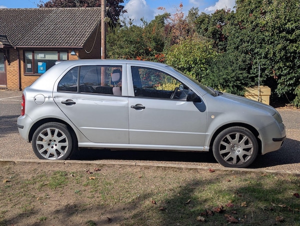 Used Skoda Fabia 2002 for sale - 76020571: Photo 4