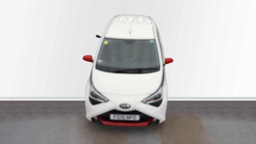 Used Toyota AYGO 2019 for sale - 77386836: Photo 2